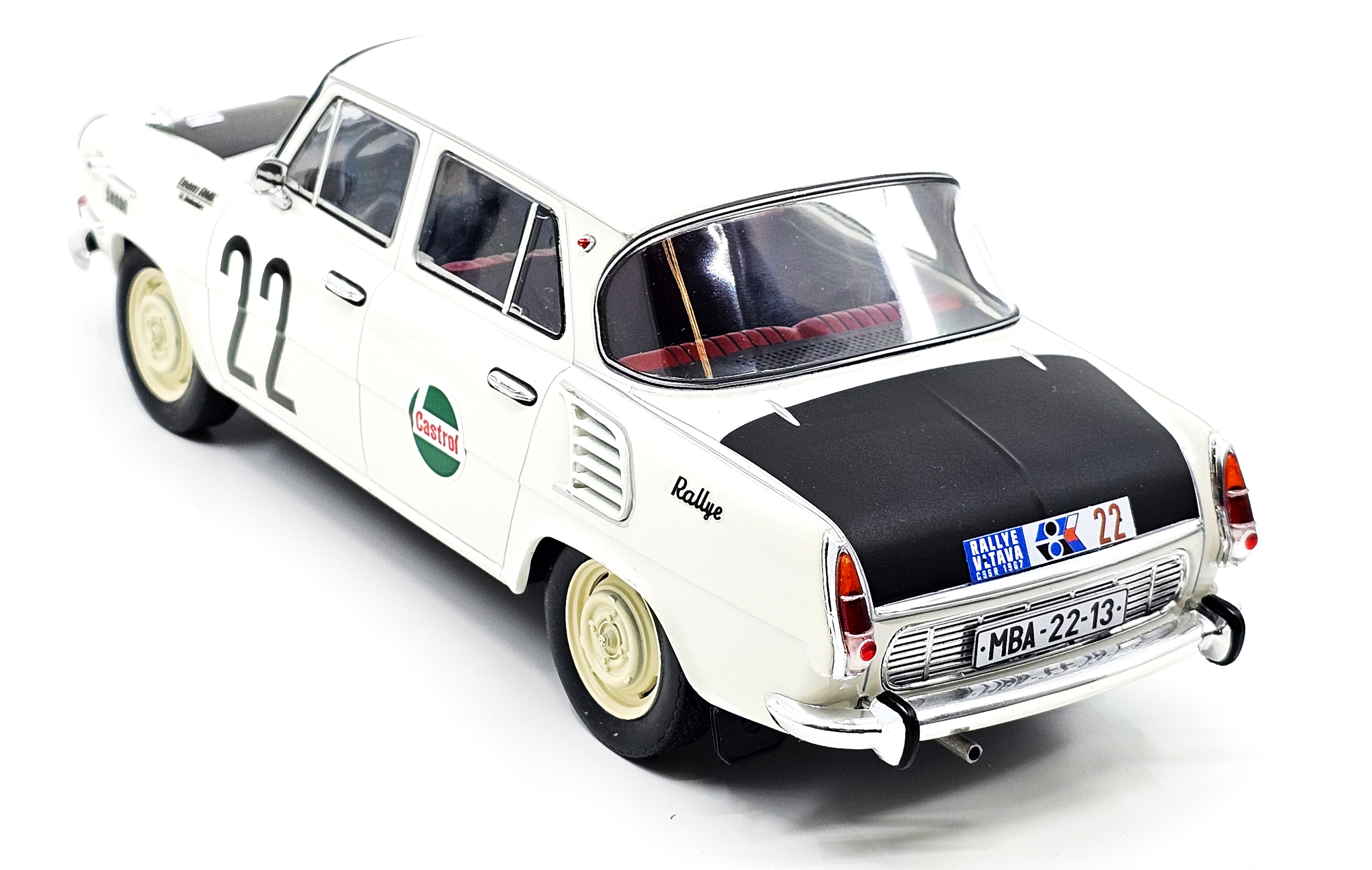 Tatra 603/1 Veřejná Bezpečnost 1:18 Foxtoys