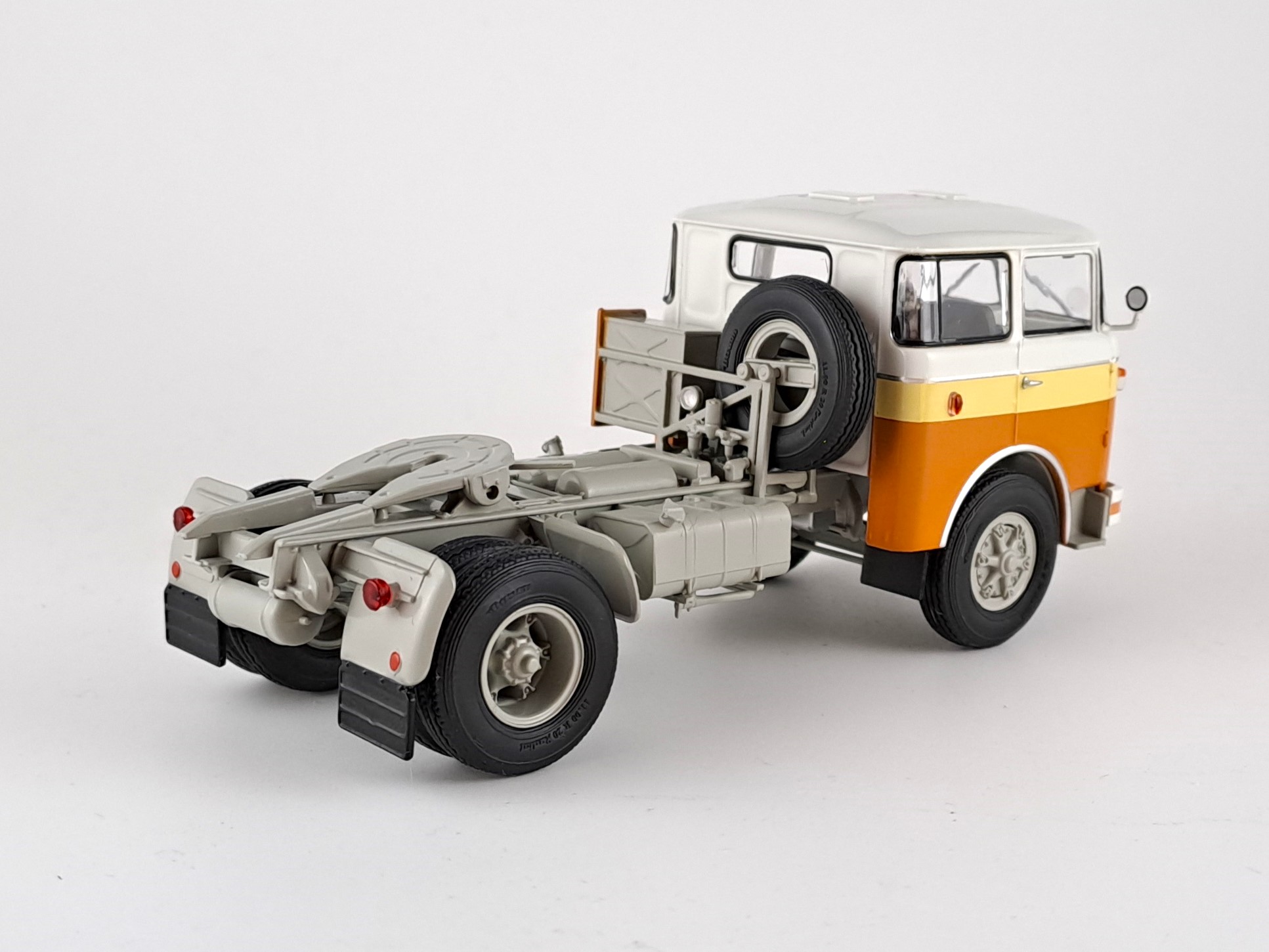 Škoda Liaz 706 RTTN 1:43 Auto Historia