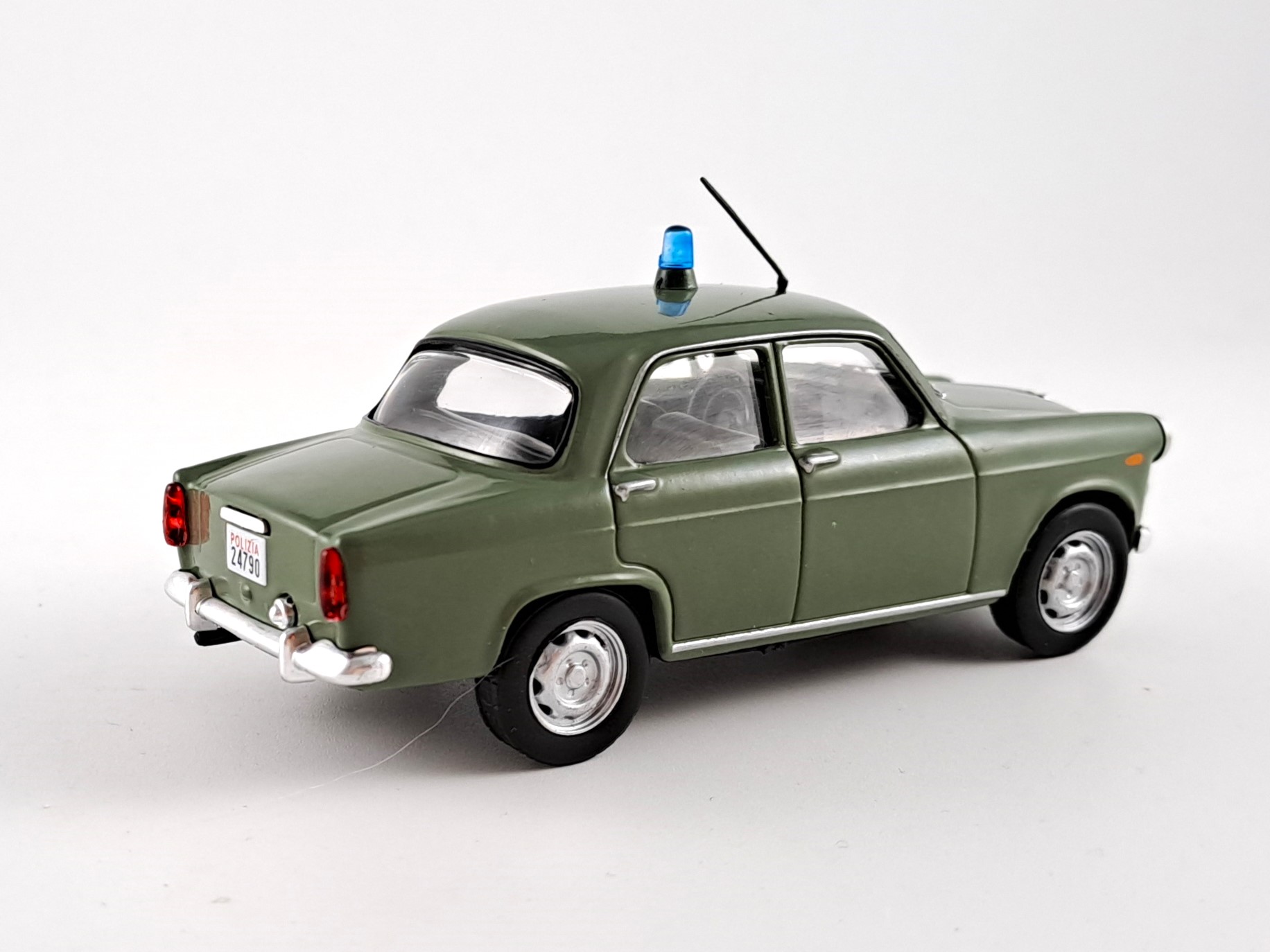 Alfa Romeo Giulietta policie 1:43 DeAgostini