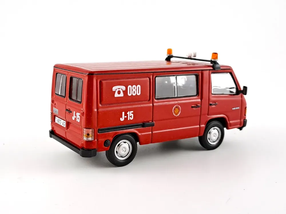 Mercedes MB 180 Zaragoza hasiči 1:43