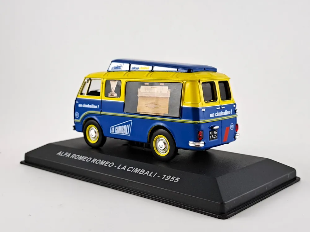 Alfa Romeo Van La Cimballi 1:43 Altaya