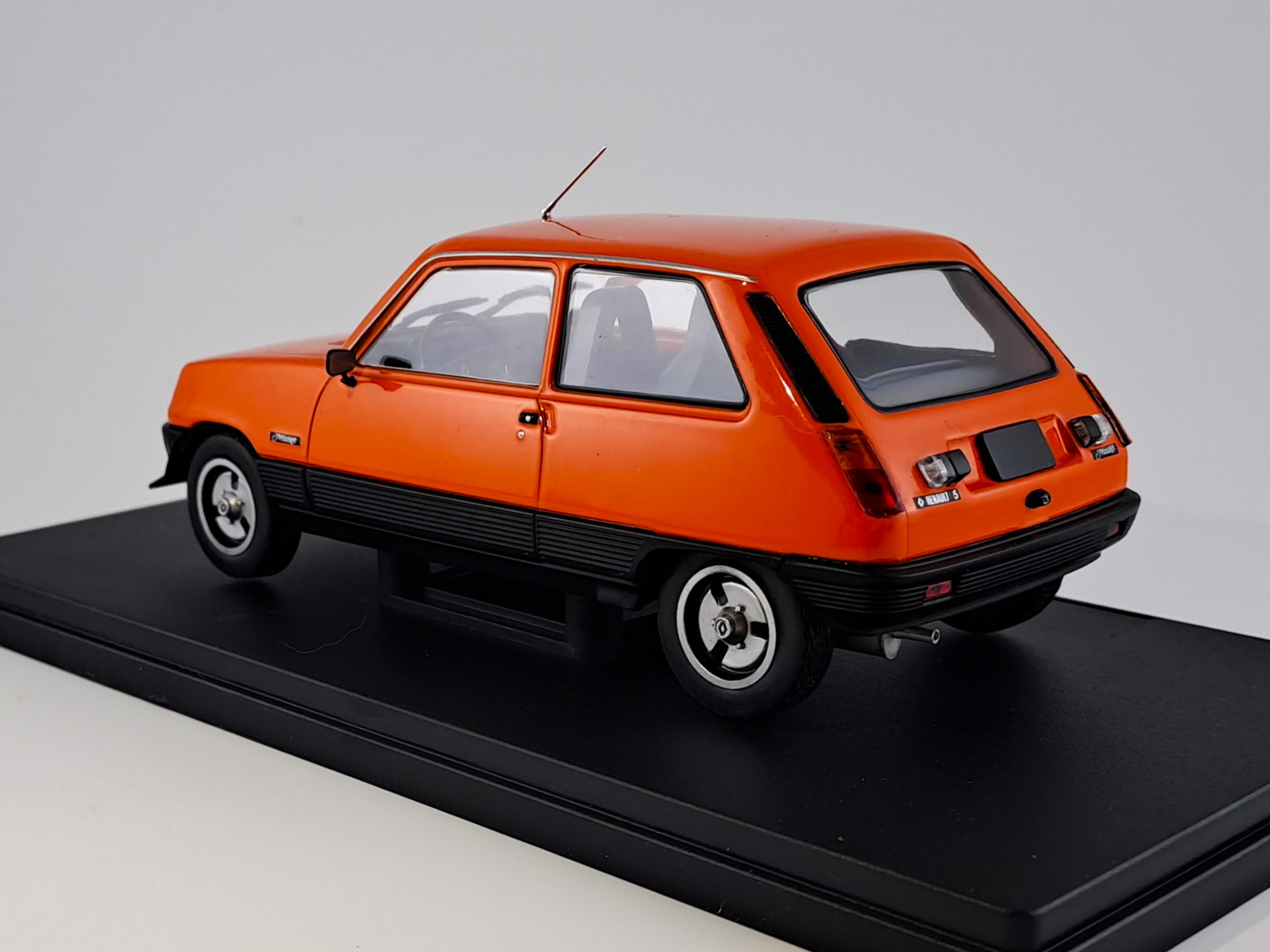 Renault 5 1:24 Hachette