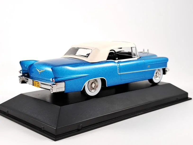 Cadillac Eldorado Biaritz 1:43 Die-Cast Club