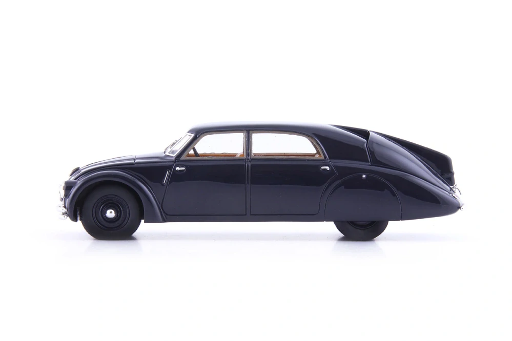 Tatra 77 A modročerná 1:43 Avenue 43 (Autocult)