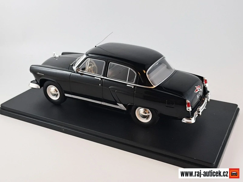 Wolga M 21 1960 1:24 Whitebox