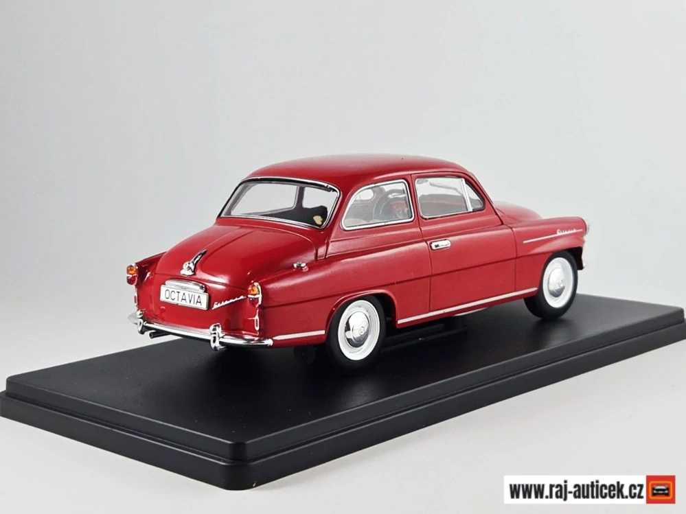 Škoda Octavia Super 1959 1:24 Whitebox