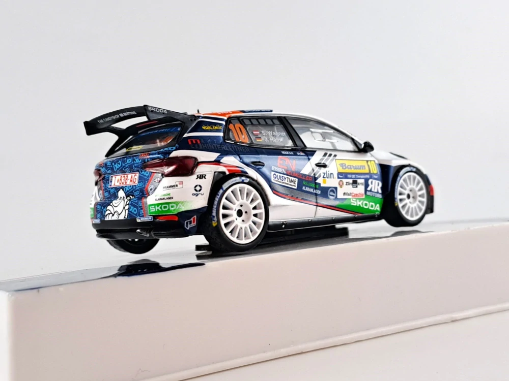 Škoda Fabia Rally2, No.10, Wagner, Barum rallye 2024 1:43 IXO