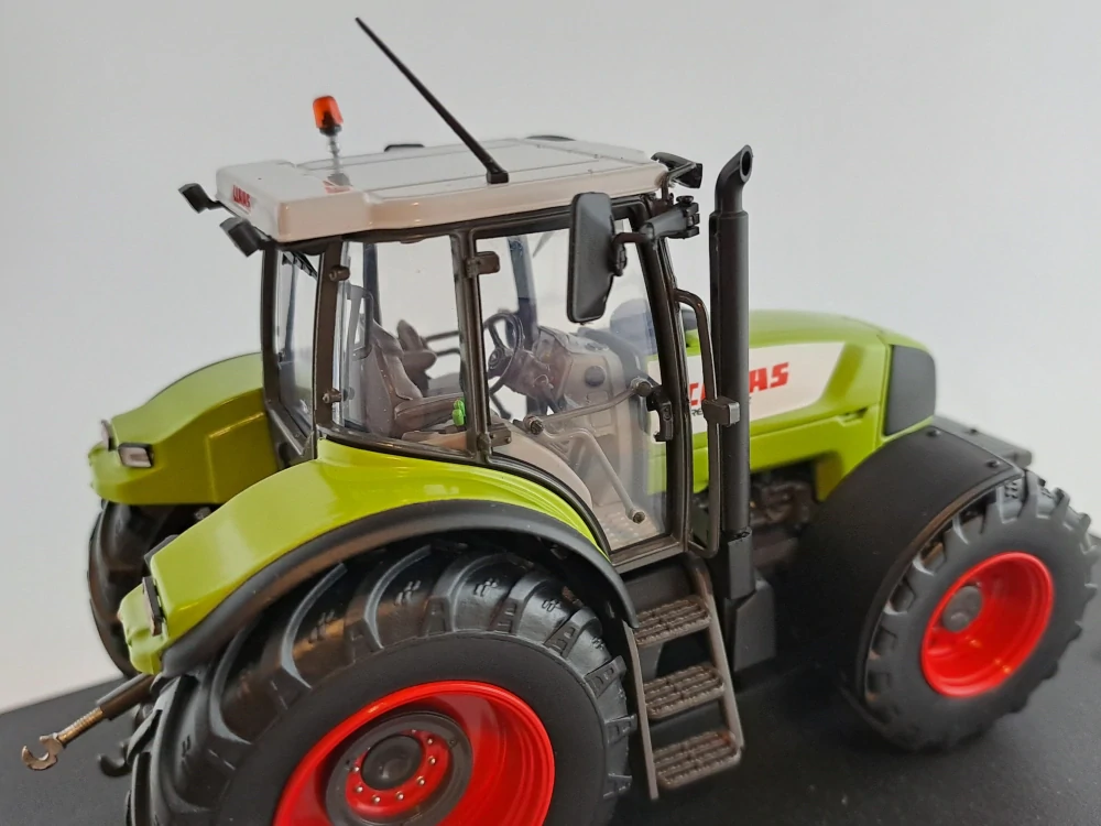 Claas Ares 816RZ 1:32 Universal Hobbies