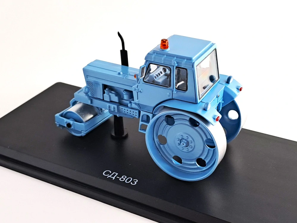 Asfaltový válec SD-803 1:43 ModelPro