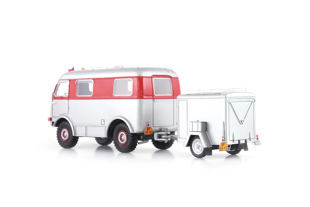 Tatra 805 Zikmund Hanzelka 1:43 Autocult "10 Years of AutoCult"