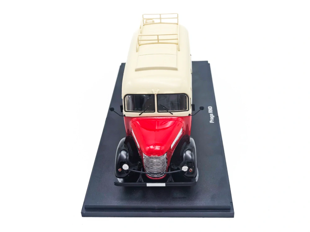 Praga RND 1:43 AutoCult