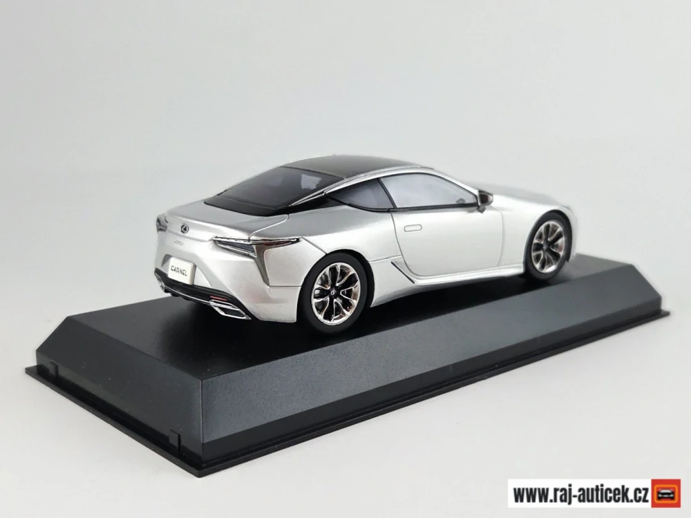 Lexus LC500 1:43 Kyosho CARNEL