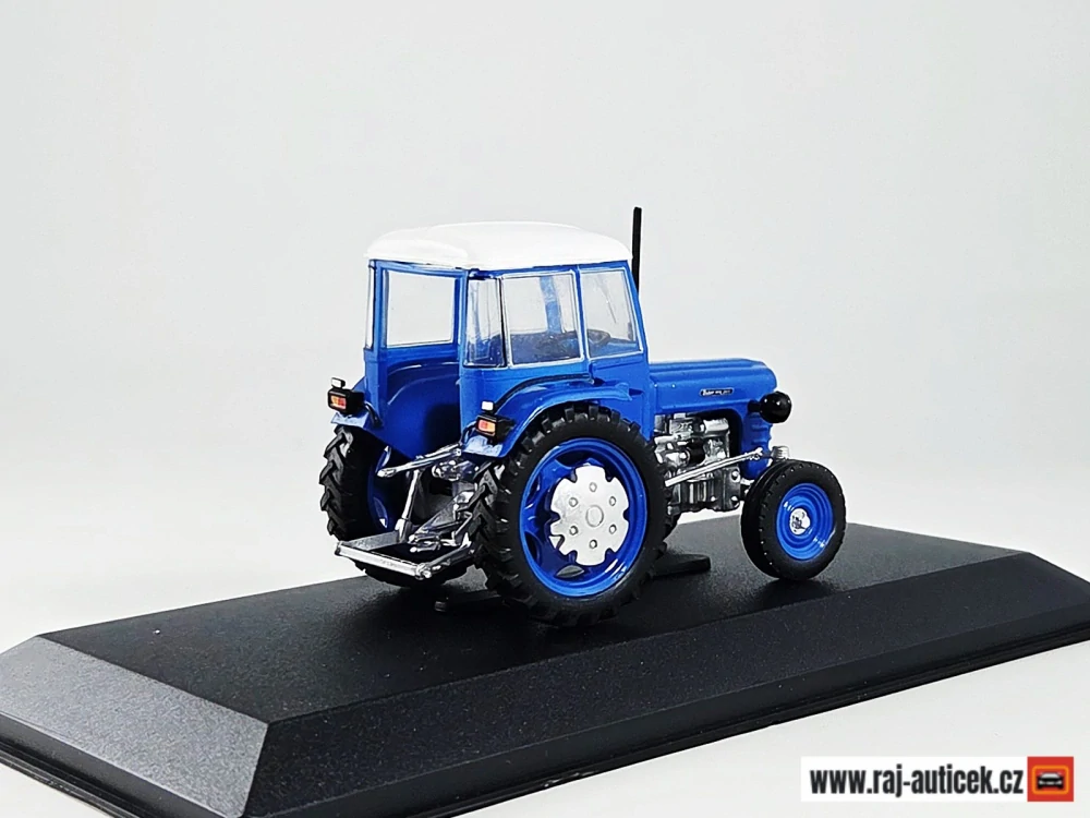 Zetor 2011 časopis Legendární traktory č.5 s modelem