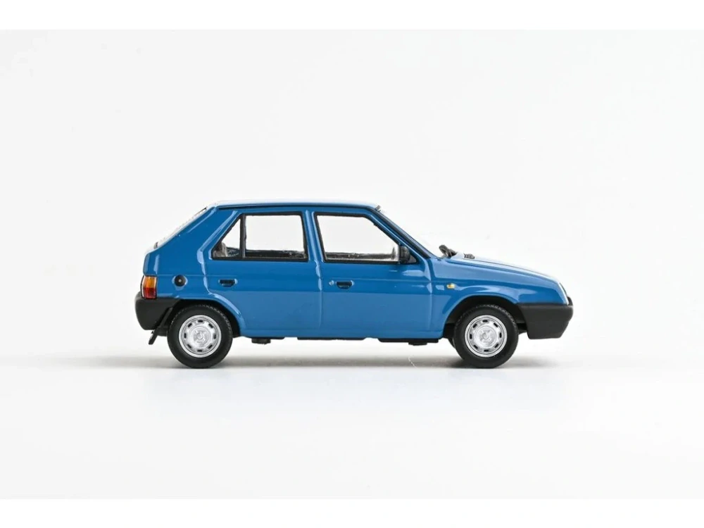 Škoda Favorit 136L (1988) - Modrá Škoda 1:43 Abrex