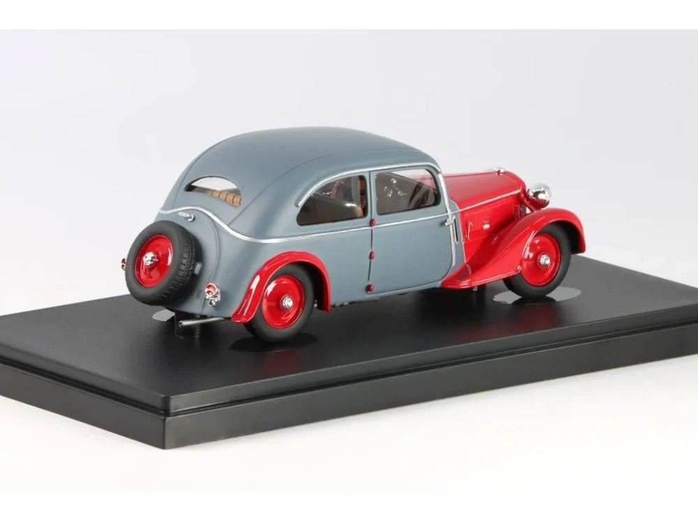 Jawa 700 červená 1:43 Autocult časopis s modelem
