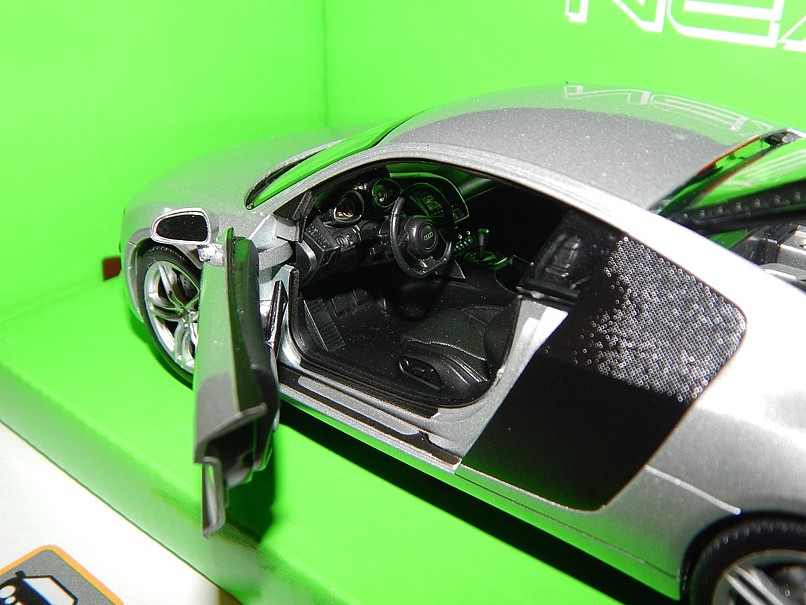 Audi R8 V10 1:24 Welly