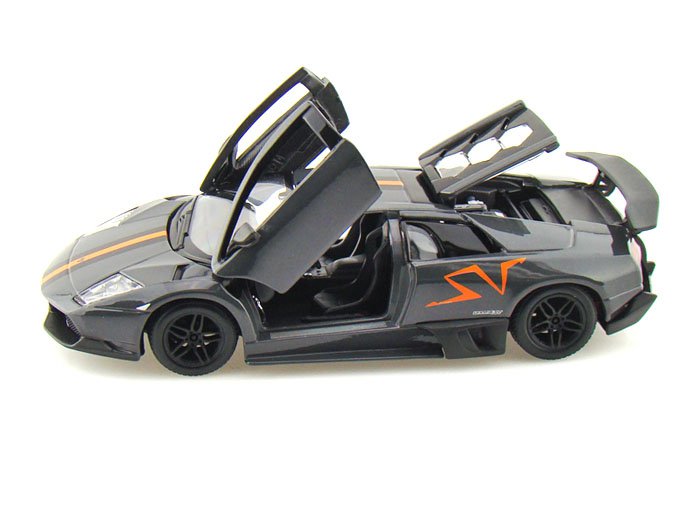 Lamborghini Murcielago LP 670-4 SV 1:24 Bburago