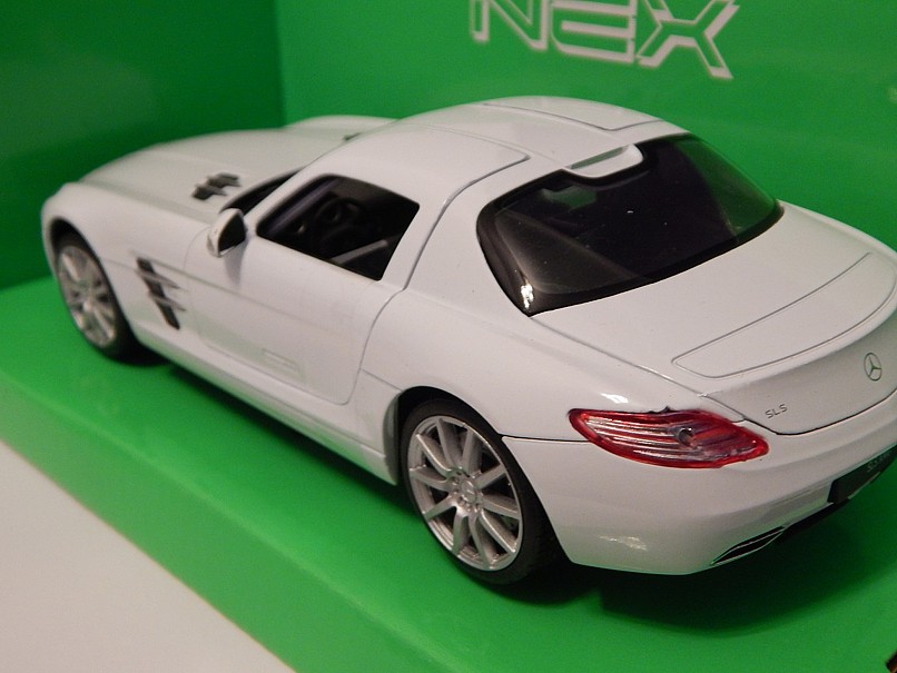 Mercedes SLS AMG (C197) 1:24 Welly