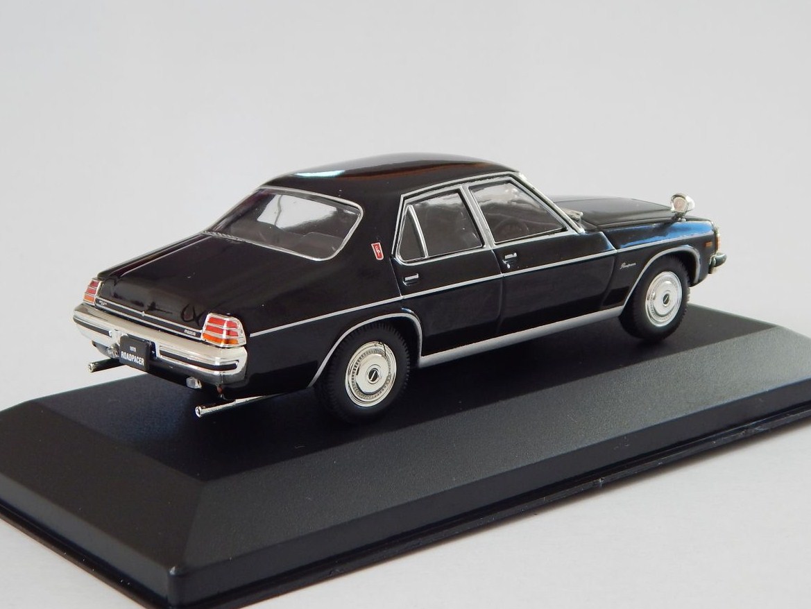 Mazda Roadpacer 1:43