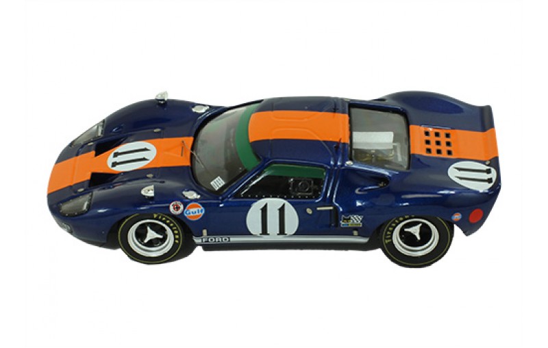 Ford GT40 no.11 1:43 IXO