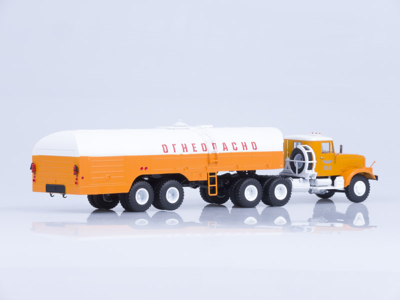 KrAZ 258 cisterna 1:43