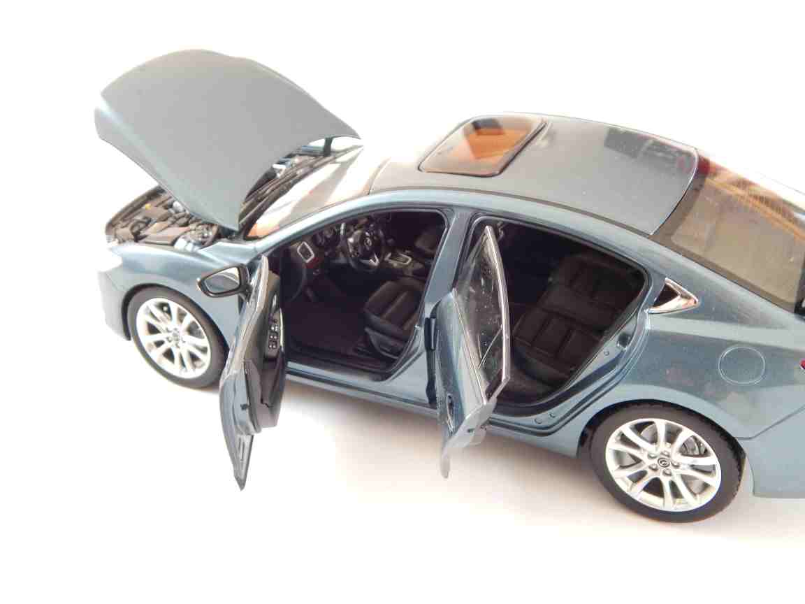 Mazda 6 2013 1:18 Dorlop