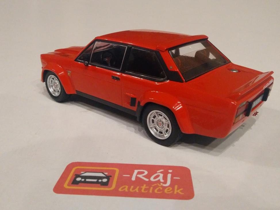 Fiat 131 Abarth 1:18 IXO