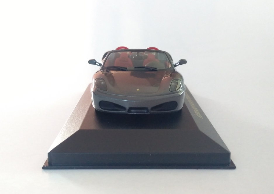 Ferrari F430 Spider 1:43 IXO