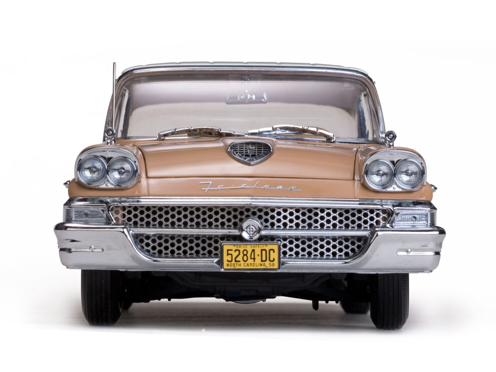 Ford Fairlane 500 HardTop 1:18