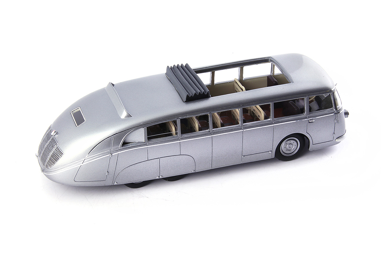 Škoda 532 autobus 1:43 AutoCult
