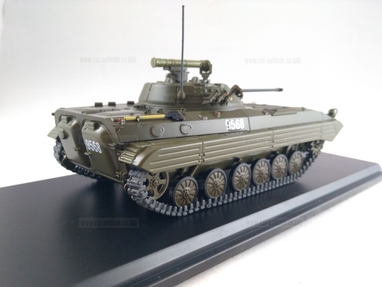 BMP-2 NVA 1:43 Premium ClassiXXs