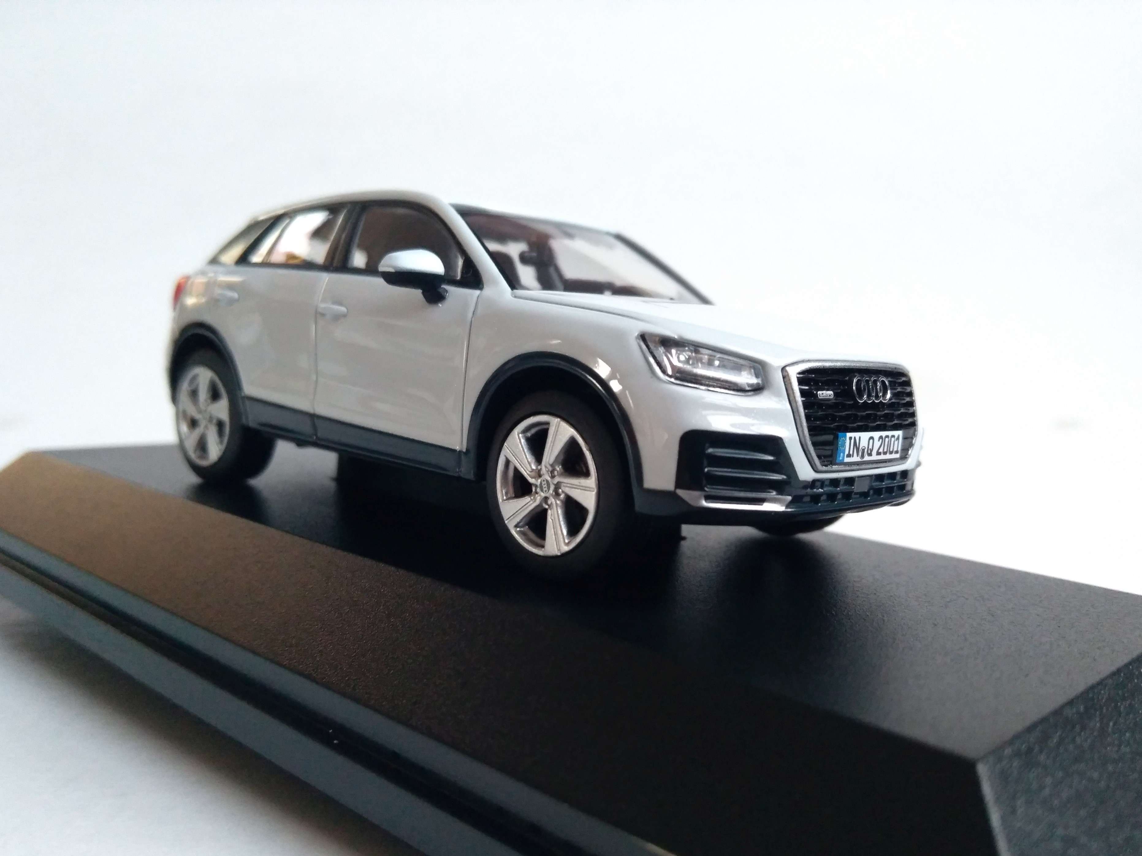 Audi Q2 1:43 iscale