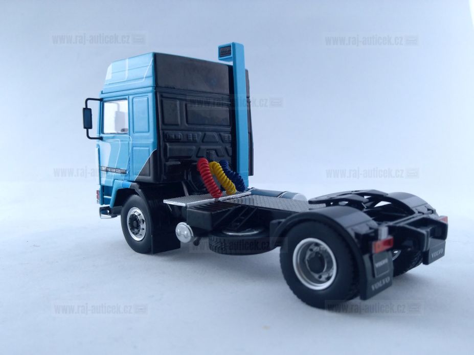Volvo F12 1:43 IXO