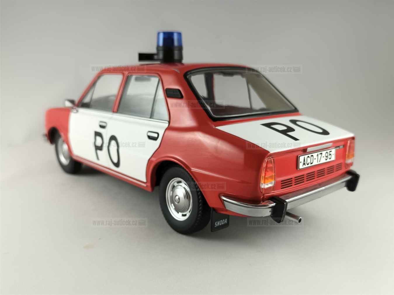 Škoda 105L Požární ochrana 1:18 Triple9