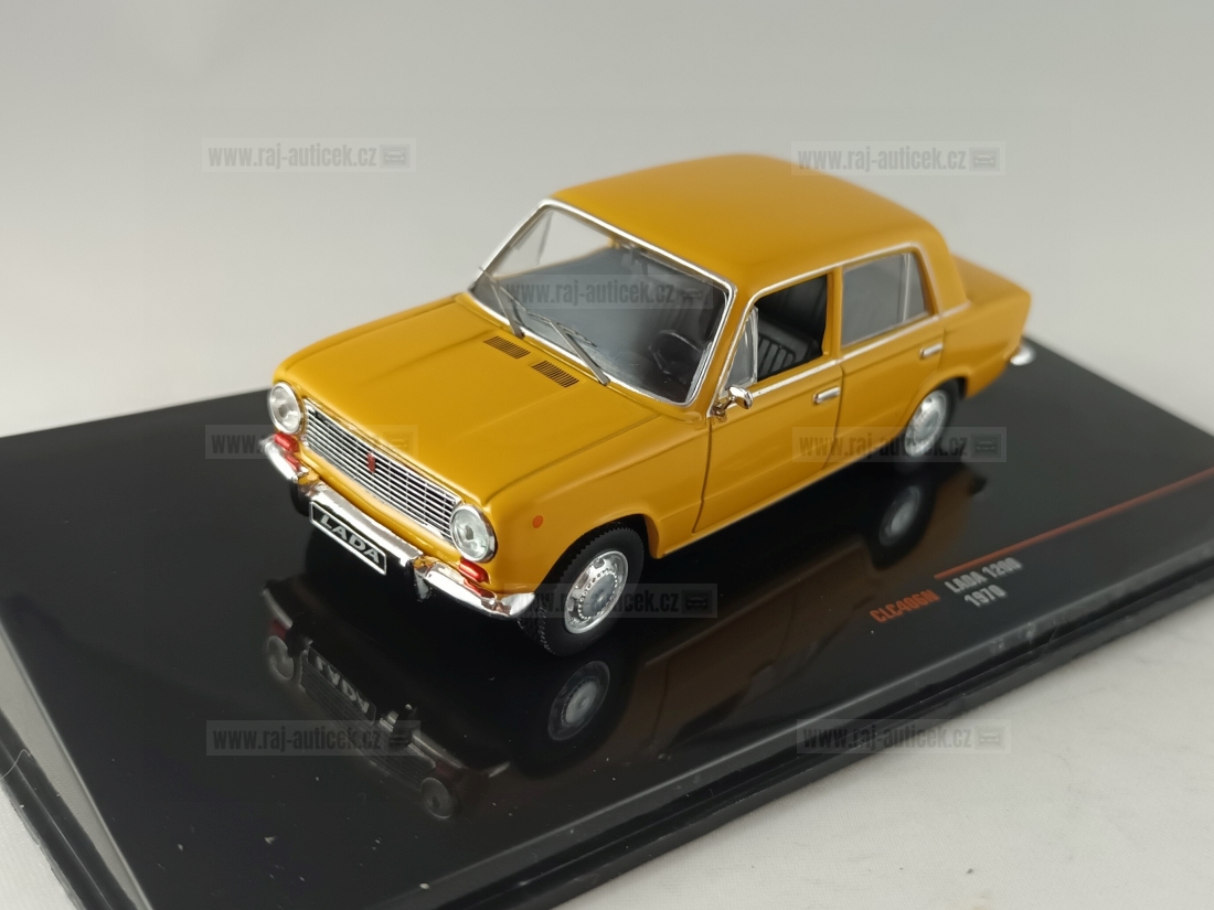 Lada 1200 1:43 IXO