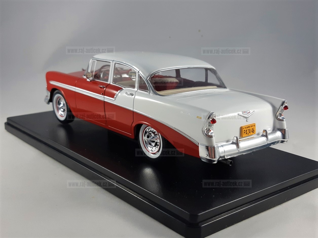 Chevrolet Bell Air 4-door Sedan 1:24 Whitebox