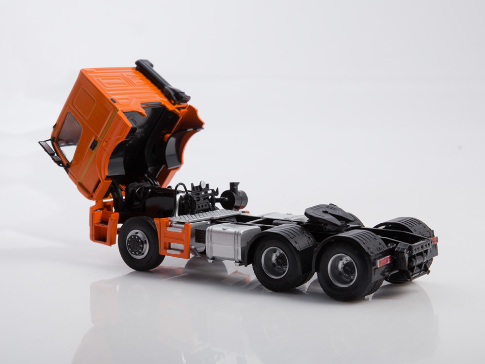 KAMAZ 65206 1:43 Modimio