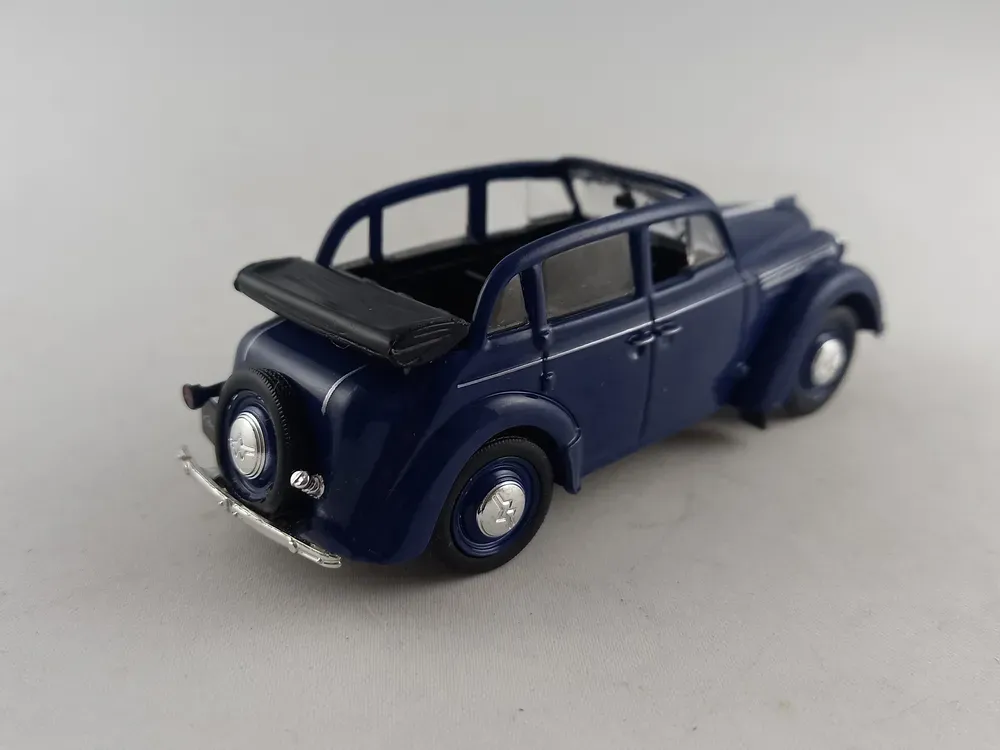 Moskvič 400-420A 1:43 DeAgostini