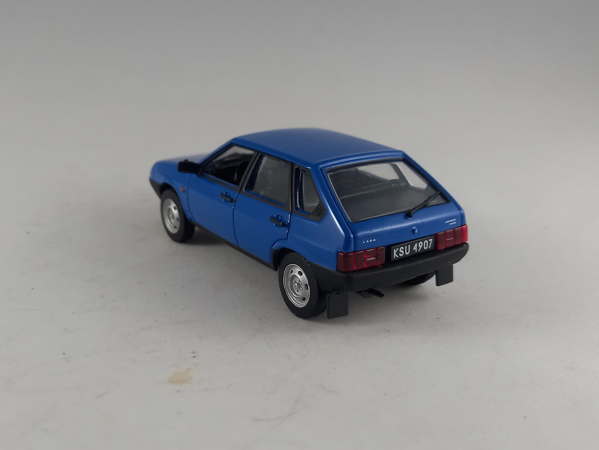 Lada Samara 1:43 DeAgostini