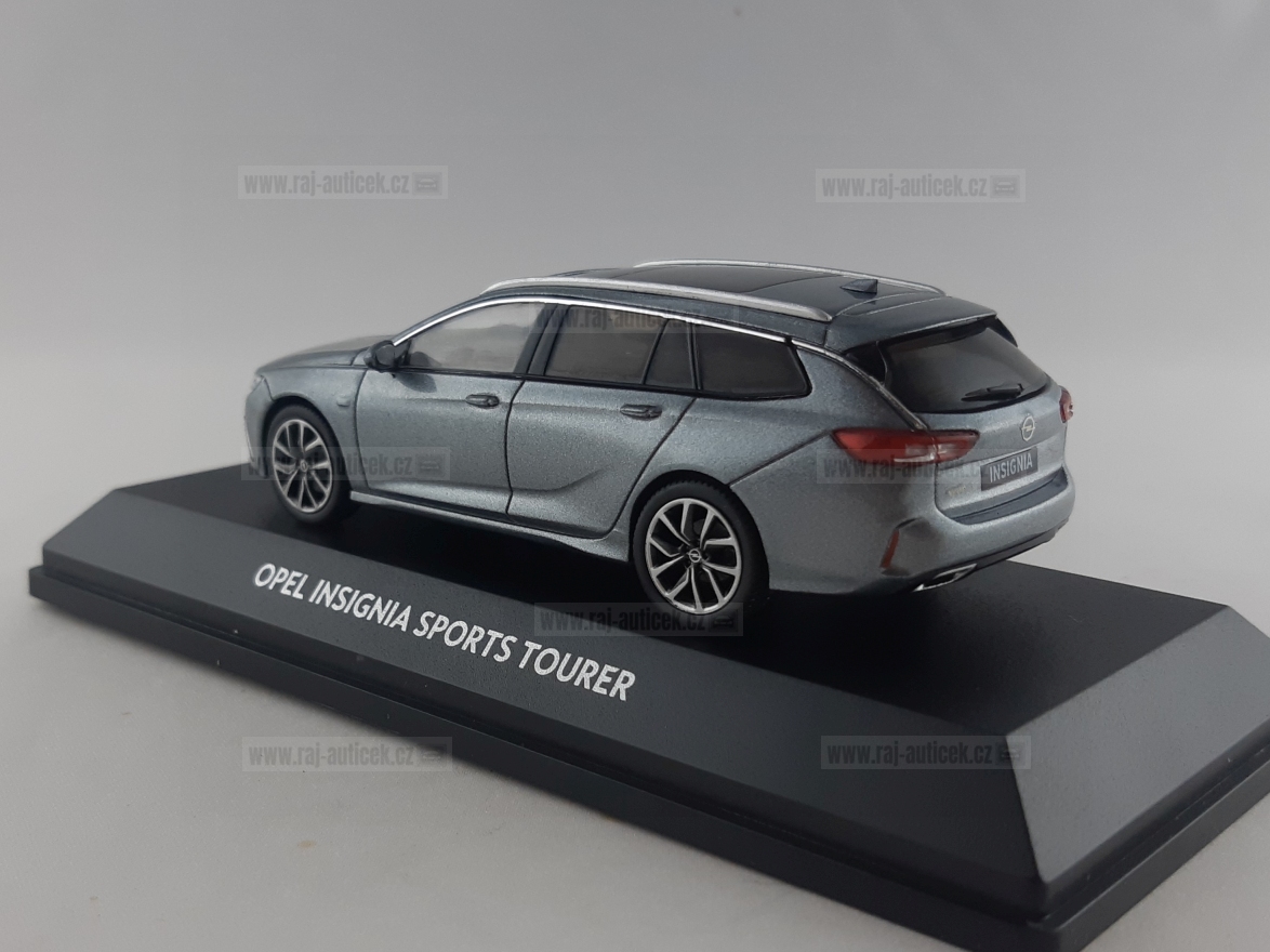 Opel Insignia Sport Tourer 1:43 iscale