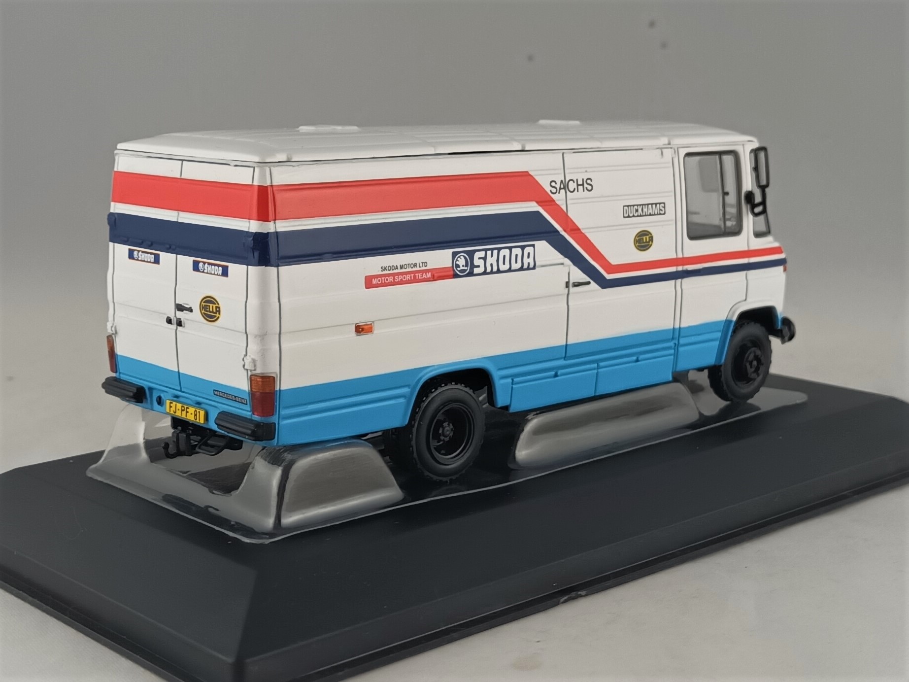 Mercedes 508D Škoda Motorsport 1:43 IXO