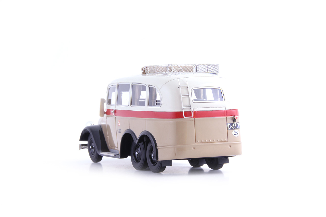 Tatra T82 bus ČSD 1:43 AutoCult