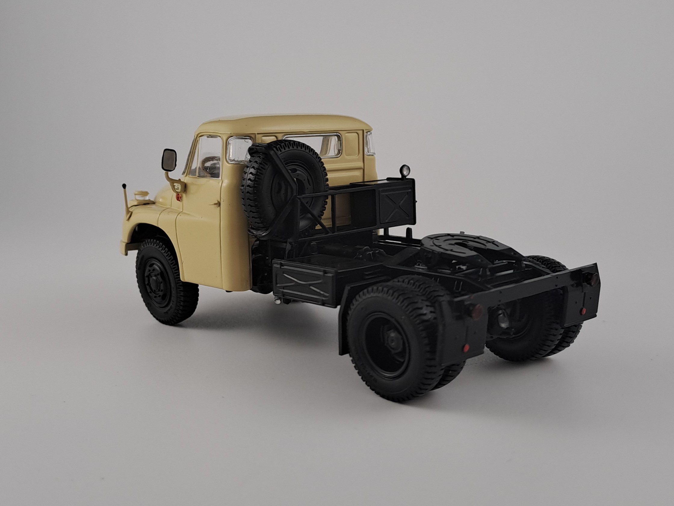 Tatra T138 NT 4x4 1:43 Auto Historia