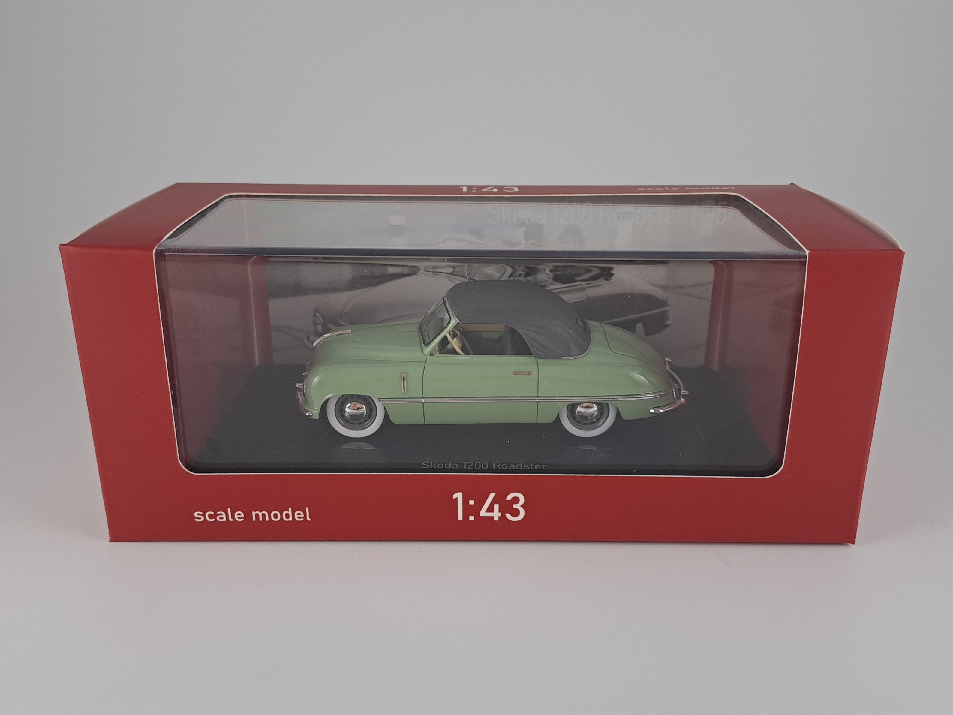 Škoda 1200 roadster closed 1:43 AutoCult