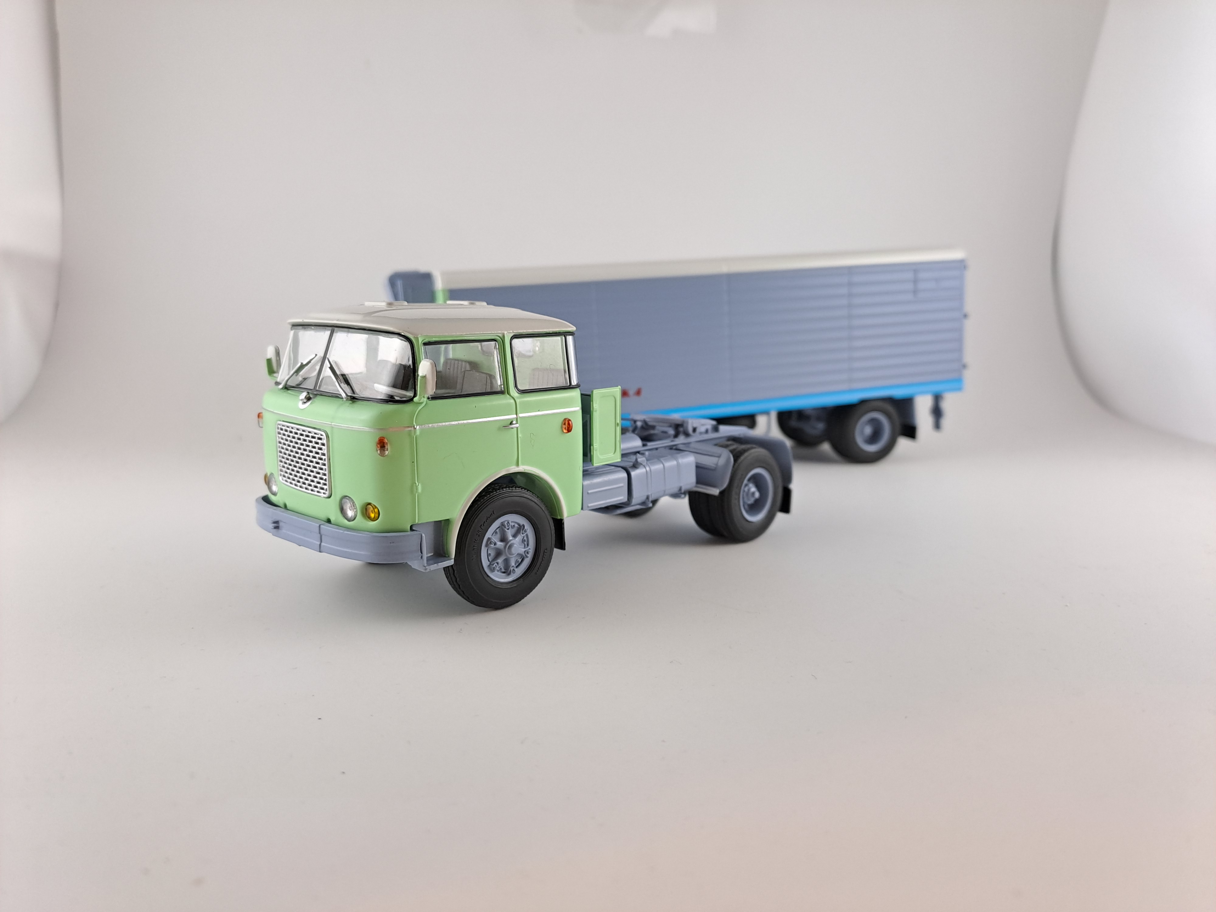 Škoda Liaz 706 MTTN s návěsem 1:43 Auto Historia