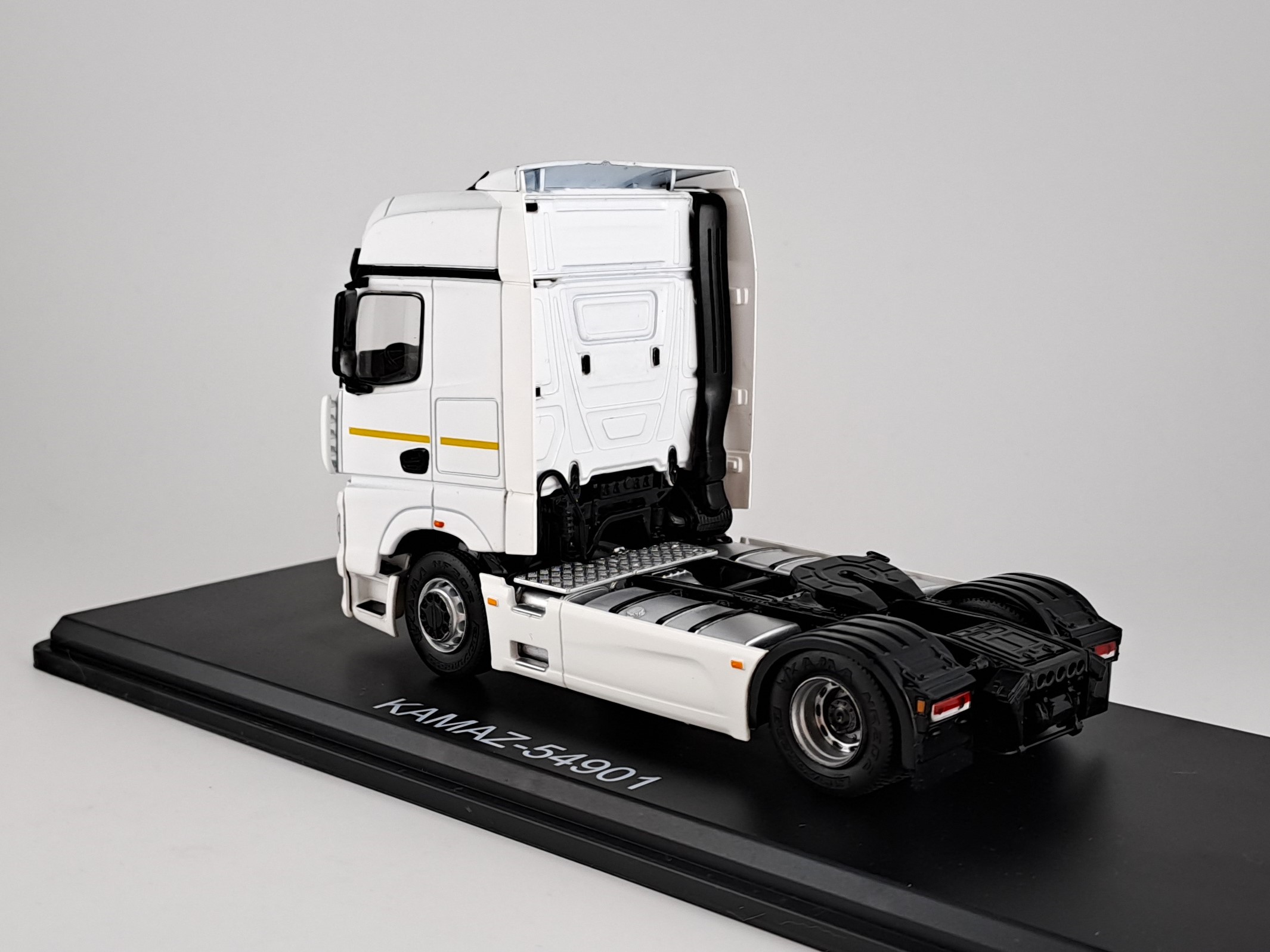 Kamaz 54901 1:43 Start Scale Models