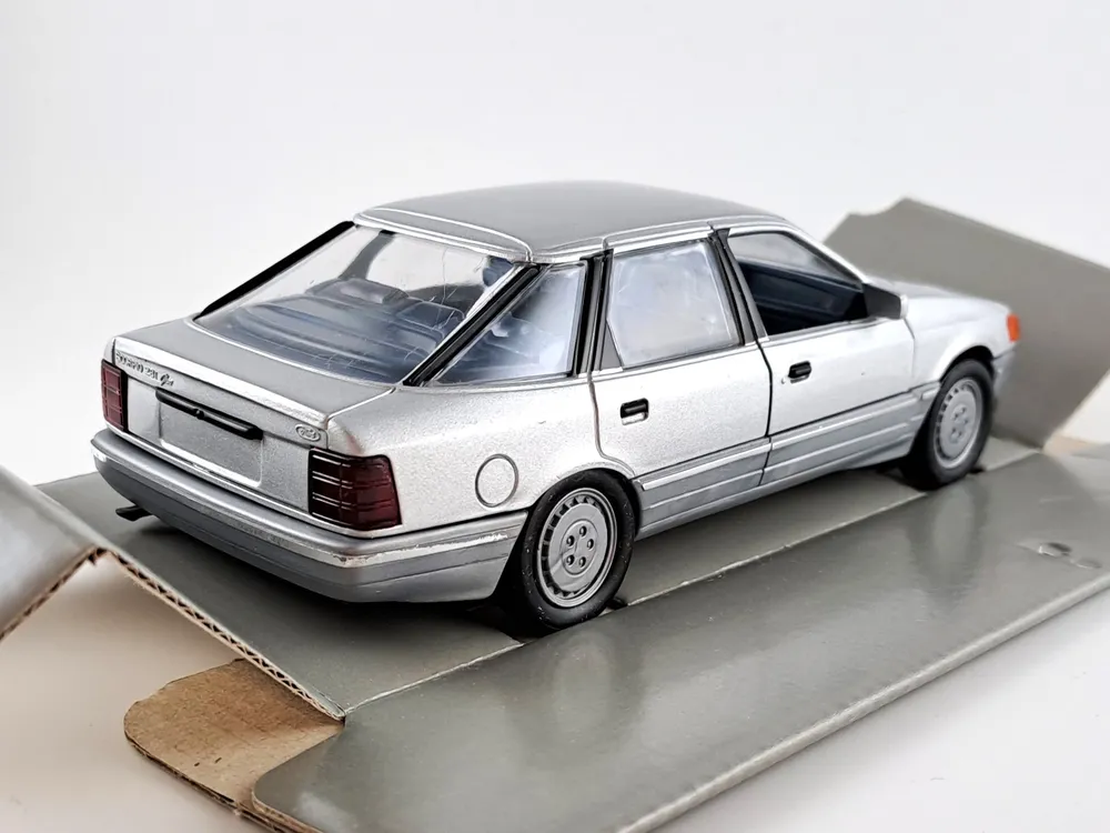 Ford Scorpio liftback 1:25 Schabak