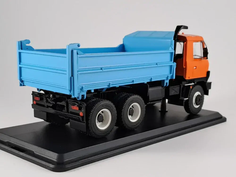 Tatra 815 S3 oranžovoomodrá 1:43 SSM