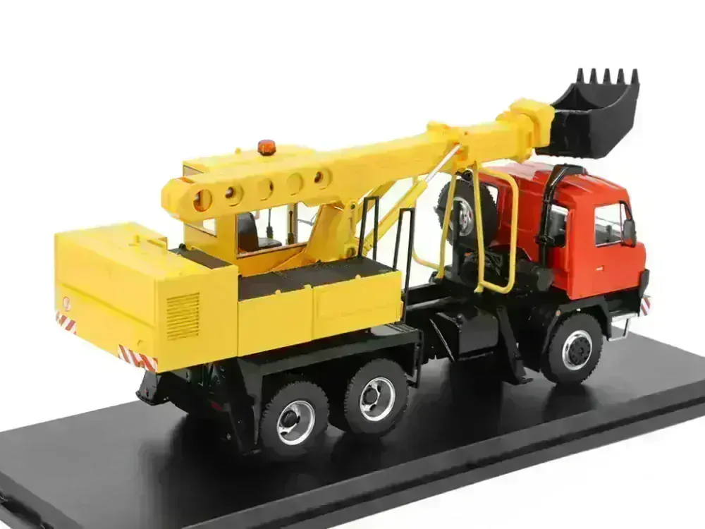 Tatra 815 UDS114A 1:43 SSM