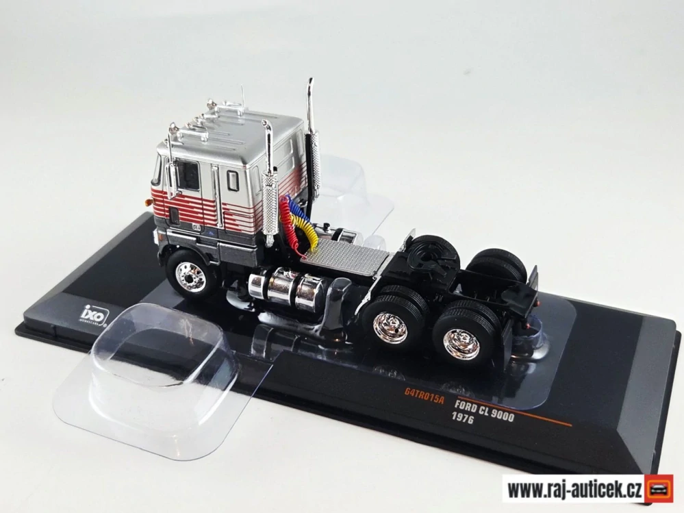 Ford CL 9000 1976 1:64 IXO